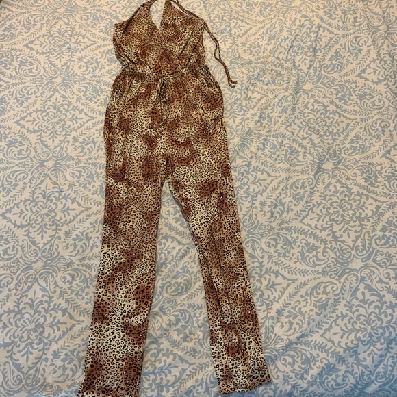 Express Pants - 🌸B2G1 free🌸 Express leopard halter jumpsuit